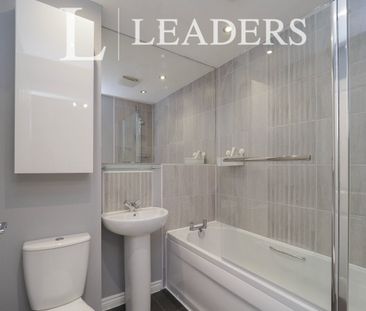 3 bedroom house to rent Horwood Drive, Nottingham, NG11 - Photo 6