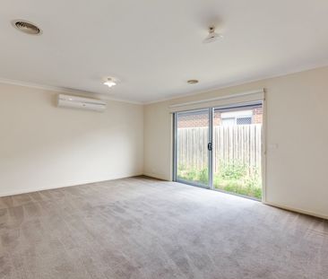 FOR LEASE- YOU MUST REGISTER TO INSPECT - Photo 1