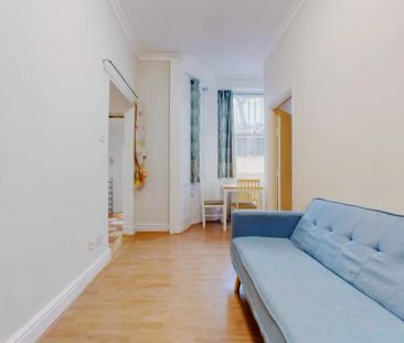 1 Bed 1 Bath, Flat A, 20 - Photo 1