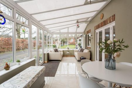 4 bedroom detached house to rent - Photo 4