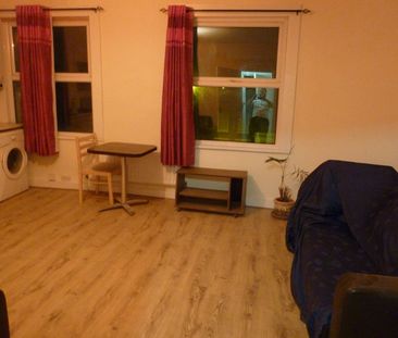 1 Bed Flat, Kent House Road, SE26 - Photo 5