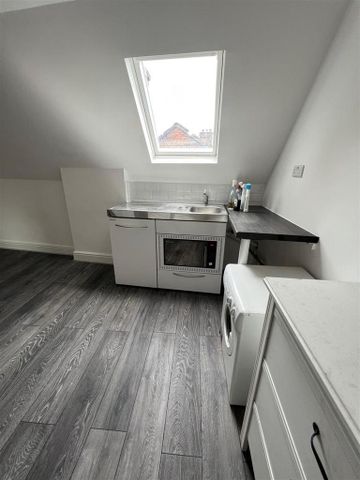 Studio to rent - Photo 4