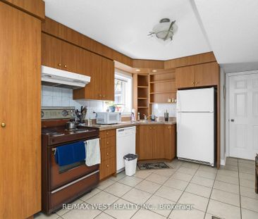 For Lease - 362 Avro Road, Vaughan, Ontario - Photo 3