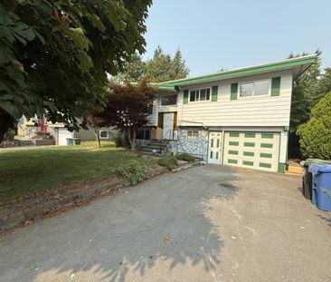 Spacious 4-Bedroom Home in Abbotsford - Photo 6