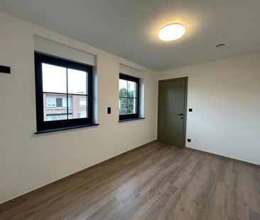Half vrijstaande nieuwbouwwoning - Photo 1