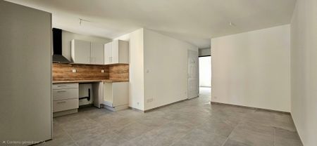 Location Appartement 3 pièces 47m² GONFARON 83590 - Photo 3
