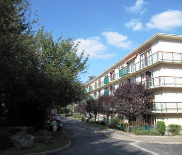 Location Appartement 3 pièces 78m² VILLEBON SUR YVETTE 91140 - Photo 4