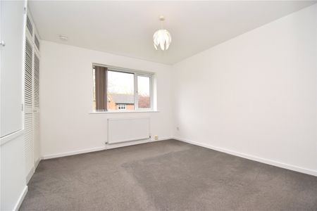 Yew Tree Rise, Pinewood, Ipswich, Suffolk, IP8 3RH - Photo 5