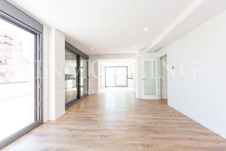 3 room luxury penthouse for rent in Mataró, Catalonia - Photo 4