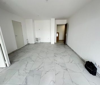 Location Appartement 2 pièces 38m² ARLES 13200 - Photo 4