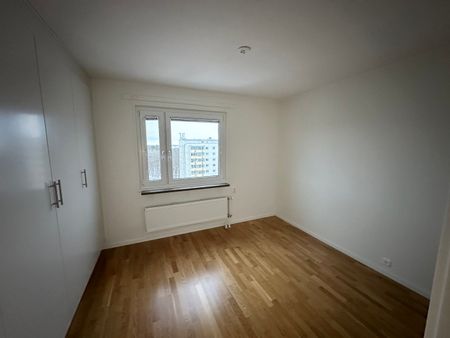 Karlavagnsgatan 6 -3rok(lgh 6804) - Photo 2