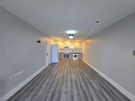 Reston House, 1a Western Road, Romford RM1, London - Photo 3