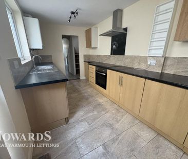 3 bedroom terraced house to rent - Photo 3