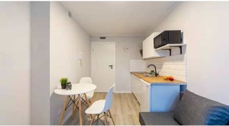 Kompaktowa kawalerka na wynajem - ul. Toruńska 15 m² - Zdjęcie 4