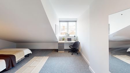 Flat 14, Commercial Point, NG9 2NG, NOTTINGHAM - Photo 4