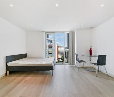 Studio to rent - Photo 4