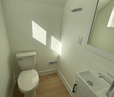 For Lease - 234 Morden Road Unit# Bsmt, Oakville, Ontario - Photo 4