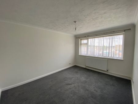 4, Holmlea Close - Photo 5