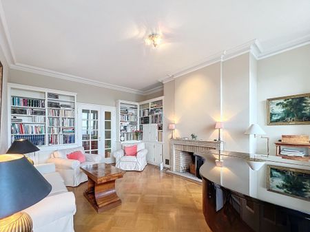 6 exceptional rooms in the Château de Veyrier - Rare for rent - Photo 3