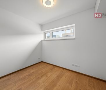 Pronájem rodinného domu 114 m², Lipoltická 956, Praha - Photo 4