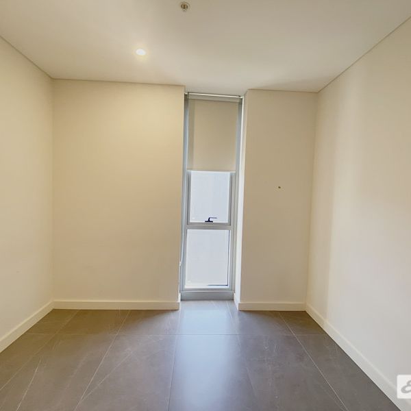 1111/5 Paddock Street - Photo 1