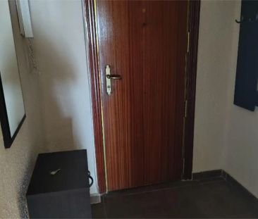 Piso de alquiler en Carrer del Monestir de Poblet, 6, El Calvari - Photo 5