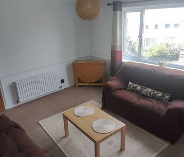2 Bed Flat, Forrester Park Drive, EH12 - Photo 1
