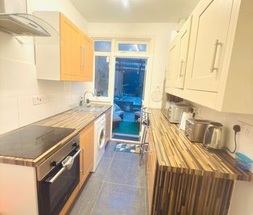 Room in a Shared House, Montague Road, N15 - Photo 5