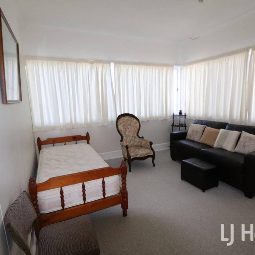 Furnished Unit in CBD - Photo 1