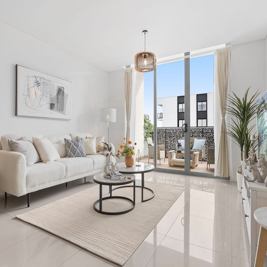 4507/42-44 Pemberton Street BOTANY - Photo 1