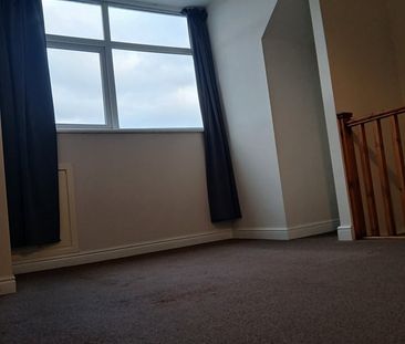 3 Bed Terraced House, Halesworth Road, S13 - Photo 1