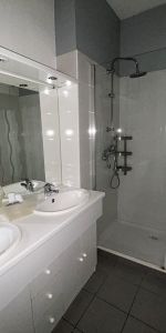 Location Appartement 3 pièces 67m² ST ETIENNE 42000 - Photo 4