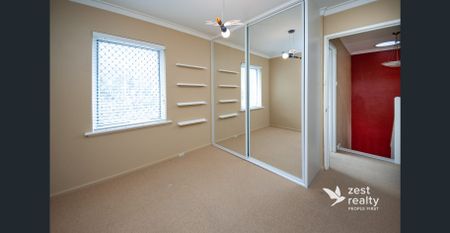 Peaceful townhouse in East Freo - Photo 3