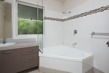 2/126 Grenfell Street, Mount Gravatt East. - Photo 4