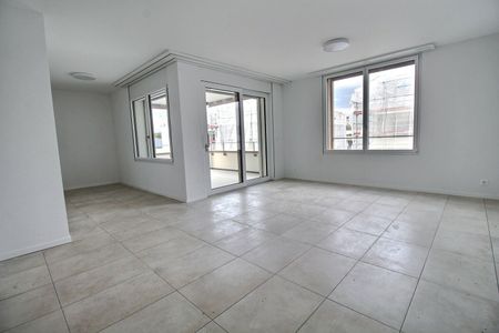 Appartement neuf de 2.5 pièces en attique ! - Photo 2