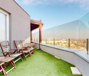 Luxusný 3i byt s panoramatickými výhľadmi a 22 m² terasou - Photo 1