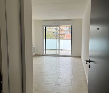 Location Appartement 2 pièces 42m² - Photo 3