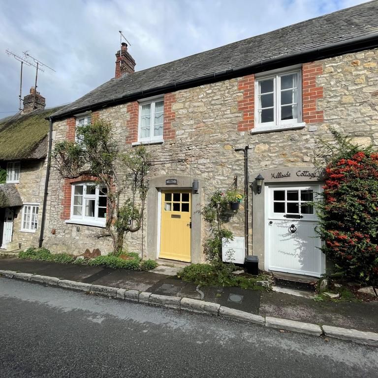 3 bedroom terraced house to rent - Photo 1