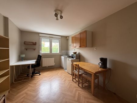 Location Appartement 1 pièce 24m² LE MANS 72000 - Photo 2