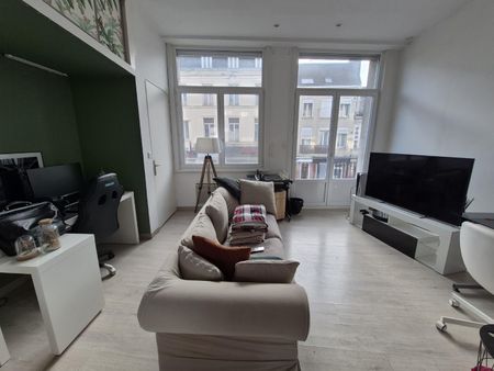 Location Appartement 63m² CAMBRAI 59400 - Photo 2