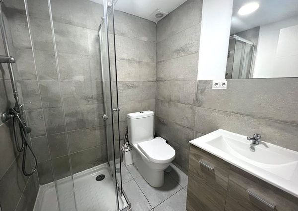 Calle Jiménez e Iglesias, Getafe, Community of Madrid 28903