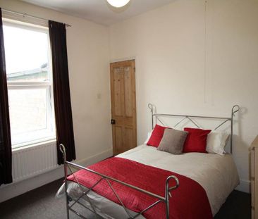 2 bedroom house share to rent - Photo 1