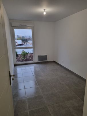 Location Appartement 3 pièces 67m² BRIGNOLES 83170 - Photo 1