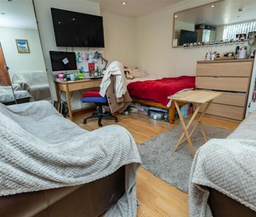 7 bedroom house to rent - Photo 2