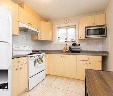 3351 Wellington Avenue (Laneway House), Vancouver - Photo 2