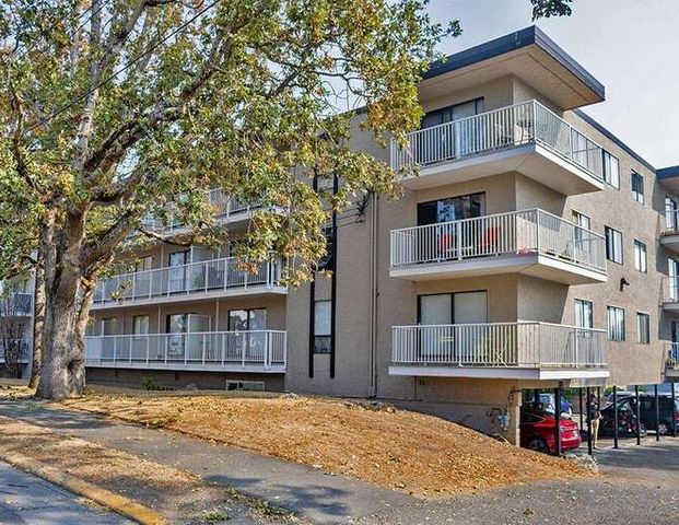 The Dunsmuir Royale Apartments | 801 Esquimalt Road, Victoria - Photo 1