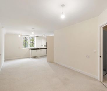 1 bedroom retirement property to rent - Photo 3