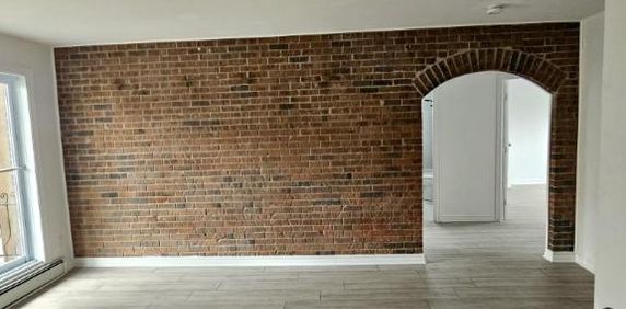 5 1/2 - Longueuil - 1 750 $/mois - Photo 2