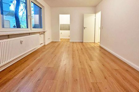 Neustadt / Modernisiert / Zentrale 1-Zimmer-Erdgeschosswohnung - Foto 4