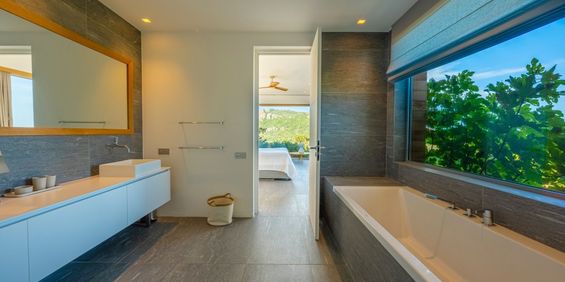 Rental Villa Porto-Vecchio 7 Rooms 360 m² - Photo 3